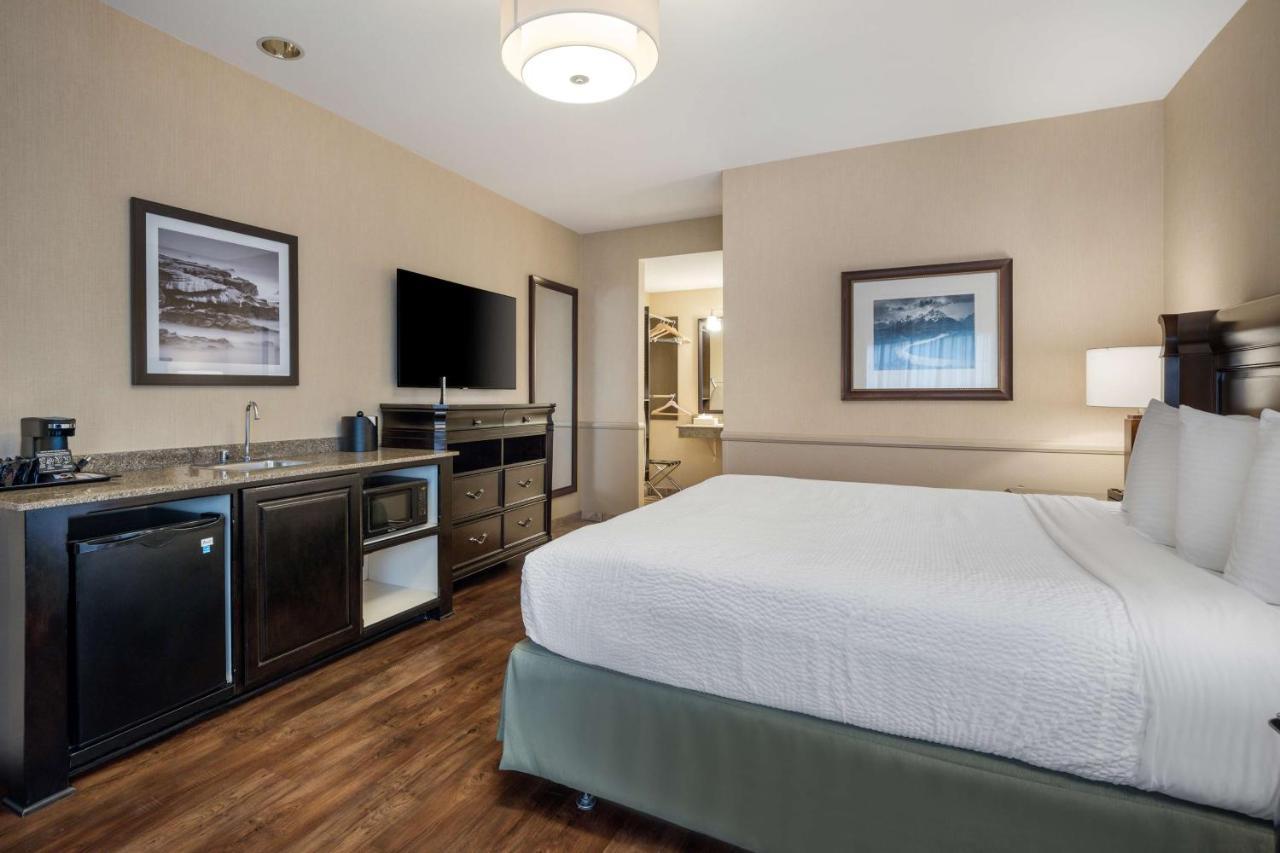Best Western Corona Hotel & Suites Экстерьер фото
