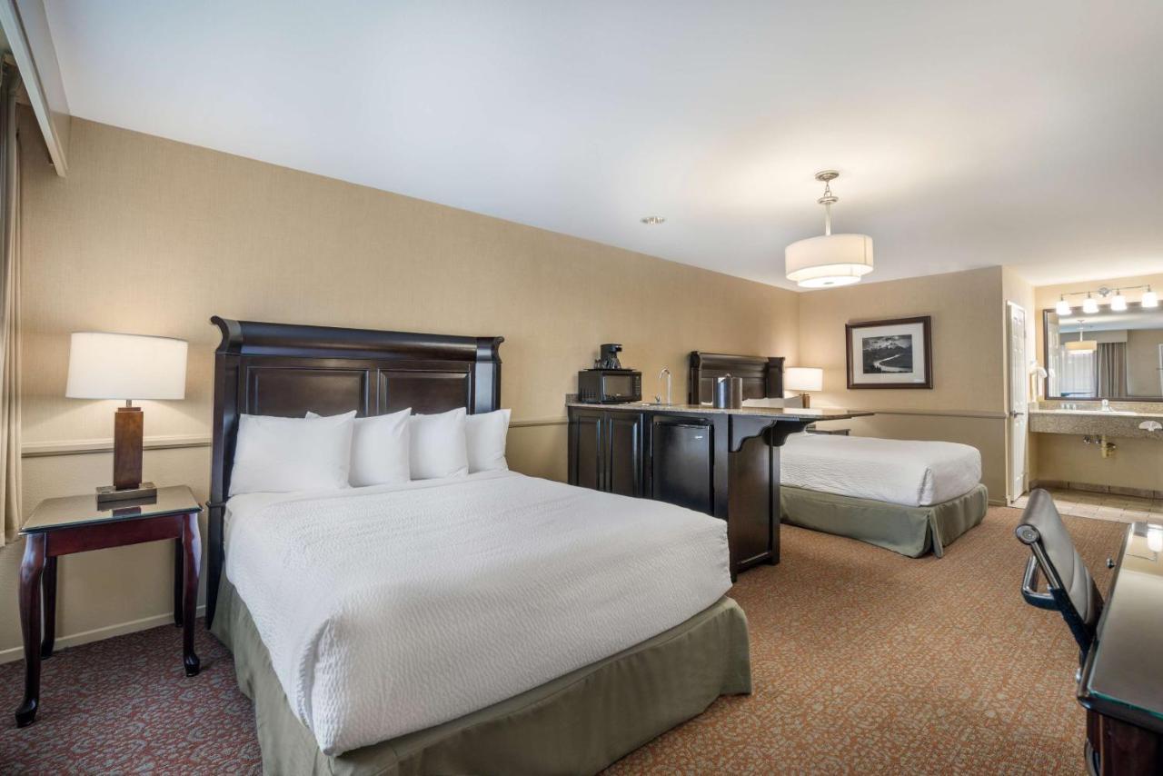 Best Western Corona Hotel & Suites Экстерьер фото