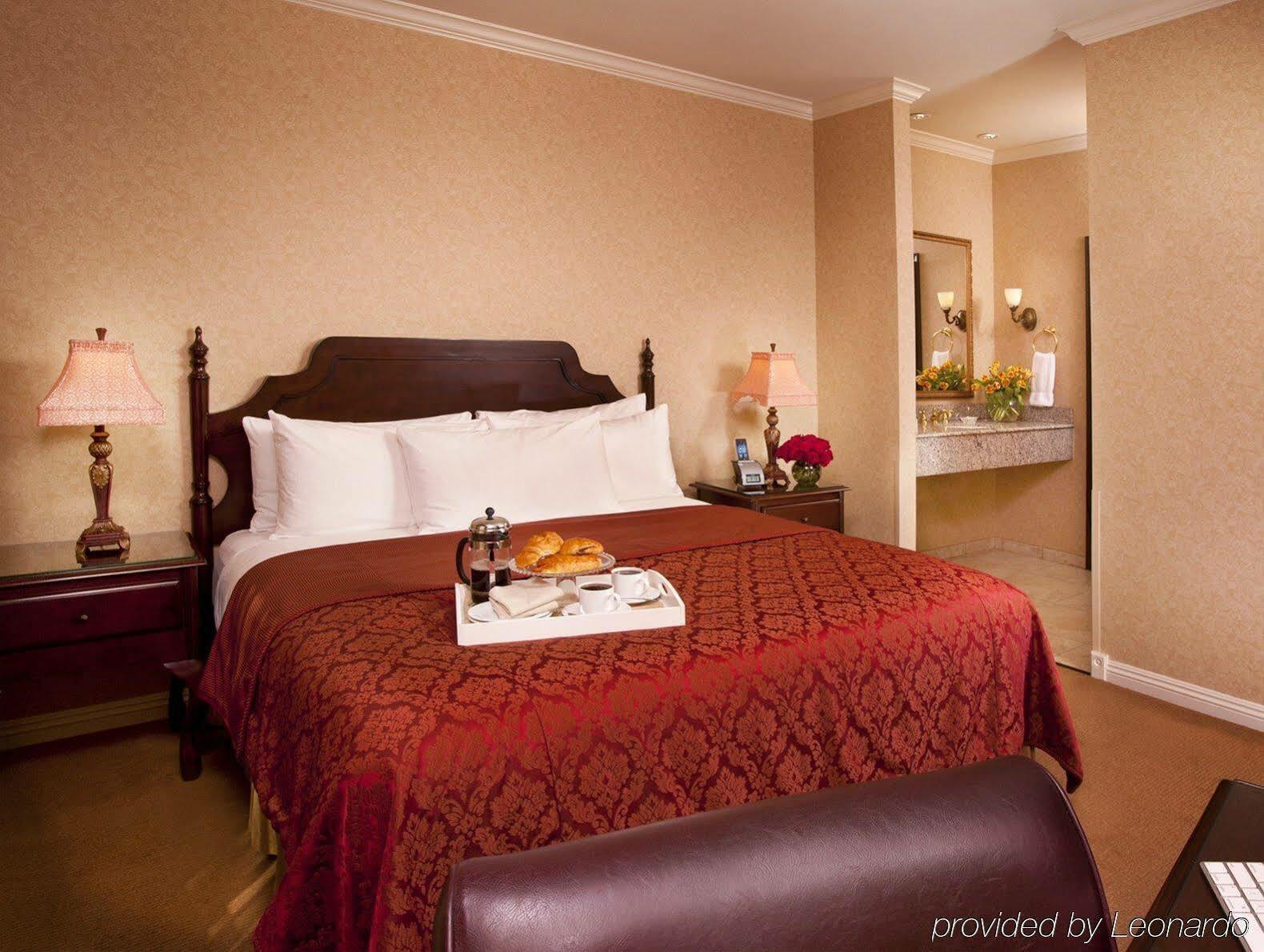 Best Western Corona Hotel & Suites Экстерьер фото